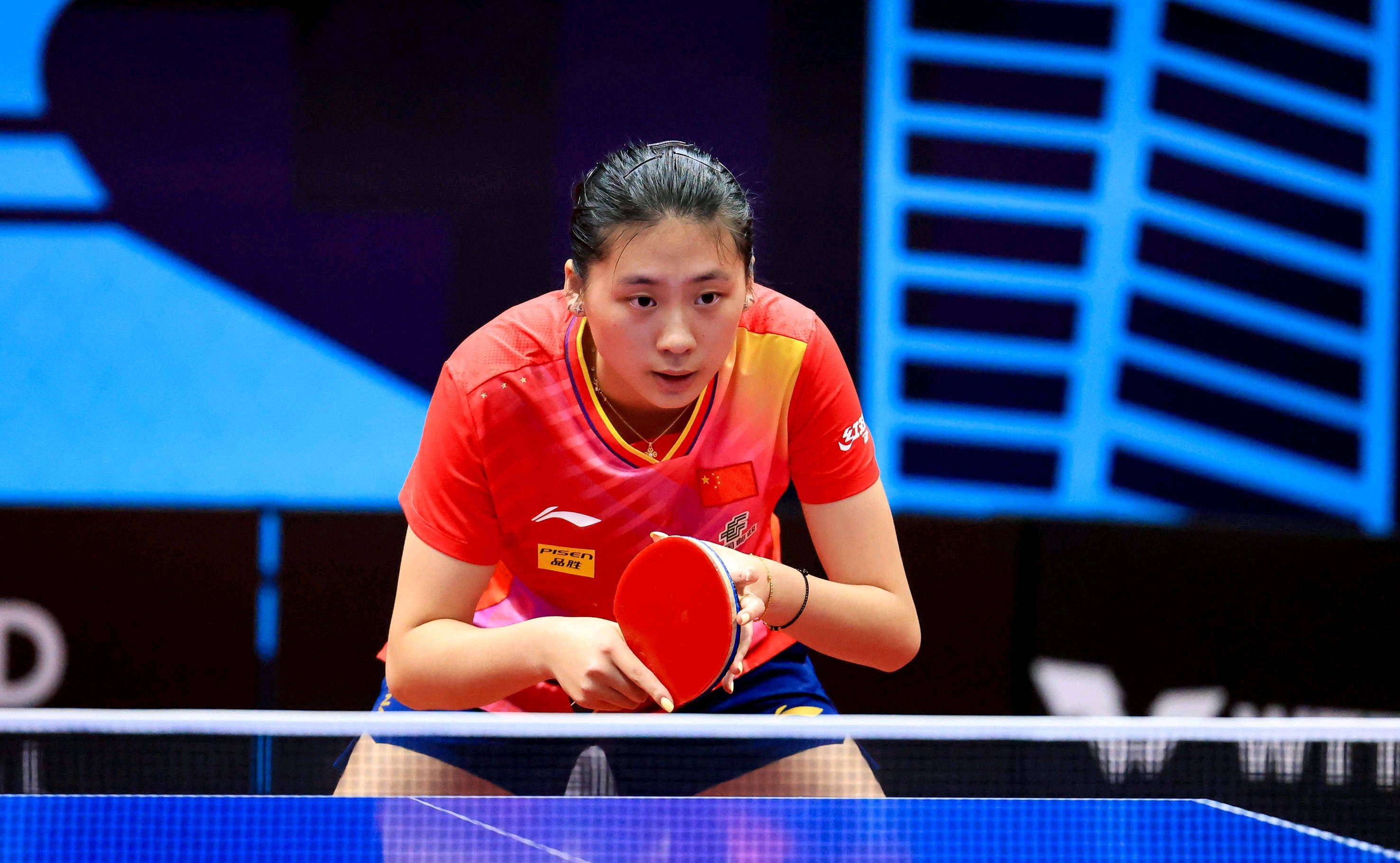 內同時奪得 內同時奪得