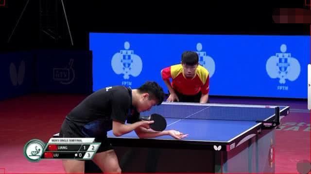 教练组根据 教练组根据